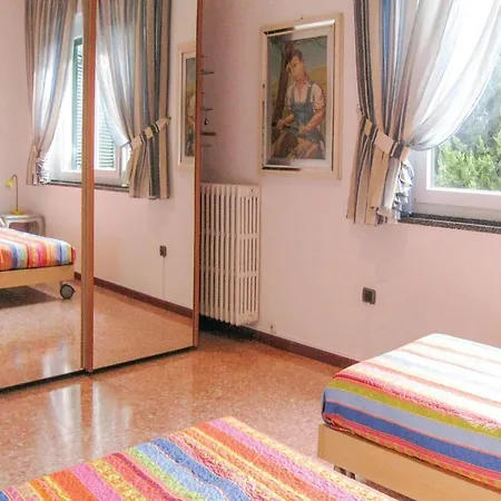 Apartment *lxxxvii *